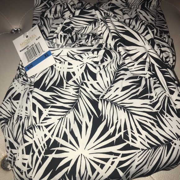 NEW Michael Kors Black/White Criss-Cross Back Long Maxi Dress Size XL - Picture 6 of 8